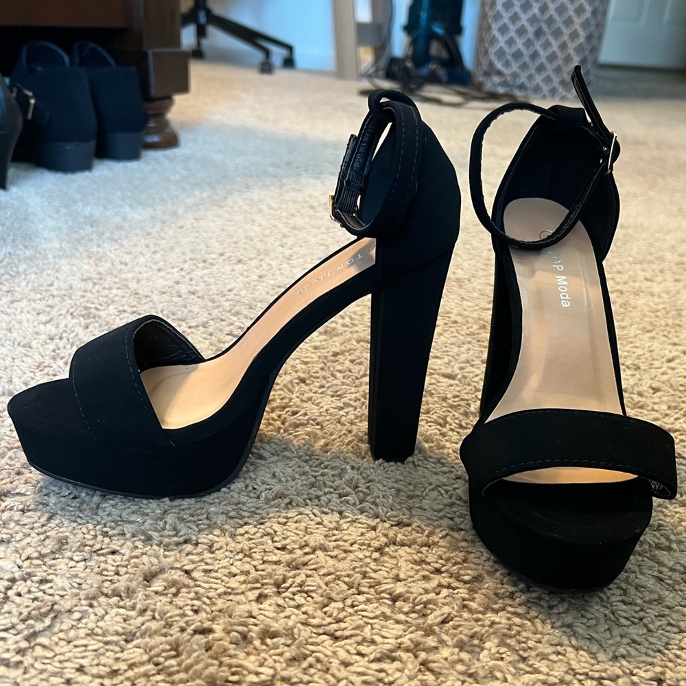 Top Moda Black Platform Heels -Size 5